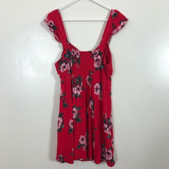 ✨Xhilaration Floral Dress w/ Front Cut Out✨ - Picture 4 of 7